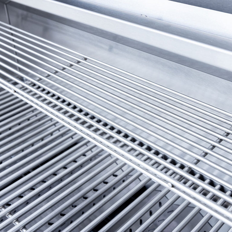 Load image into Gallery viewer, Summerset Sizzler 25″ Built-in Grill – Compact stainless steel gas grill with three tube burners and built-in temperature gauge, ideal for outdoor kitchens.
