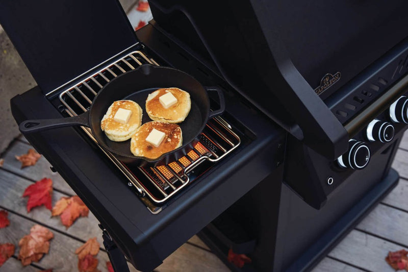 Load image into Gallery viewer, Napoleon Phantom Rogue® SE Gas Grill 425 RSIB
