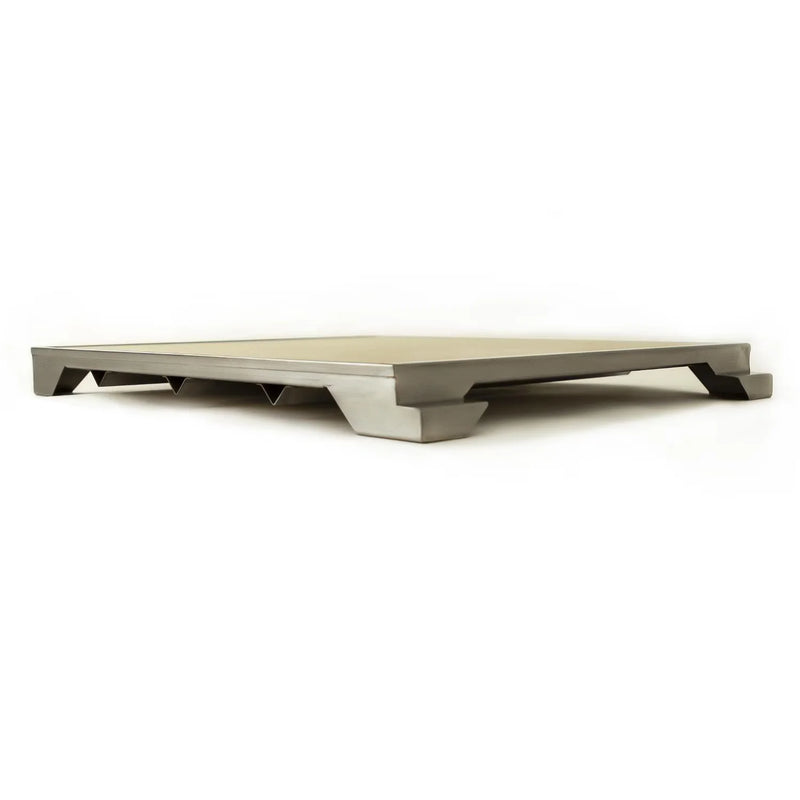 Load image into Gallery viewer, Blaze 15-Inch Ceramic Pizza Stone with Stainless Steel Tray for Professional LUX Gas Grills
