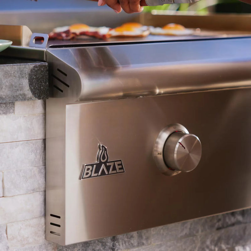 Load image into Gallery viewer, Blaze LTE+ 30-Inch built-in propane gas griddle with lift-assist hood, stainless steel outdoor cooking appliance

