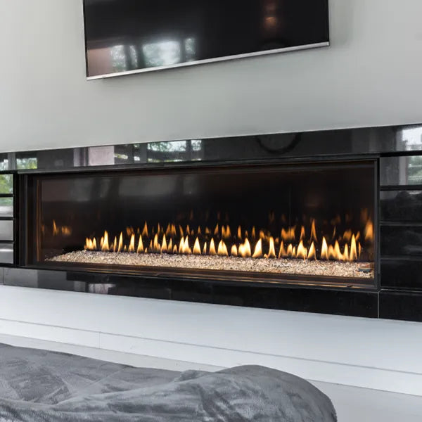 Load image into Gallery viewer, Montigo Distinction D6315 Direct Vent Fireplace
