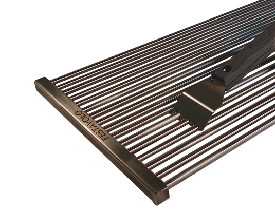 Festavolo Grill Cleaning Spatula cleaning a grill grate