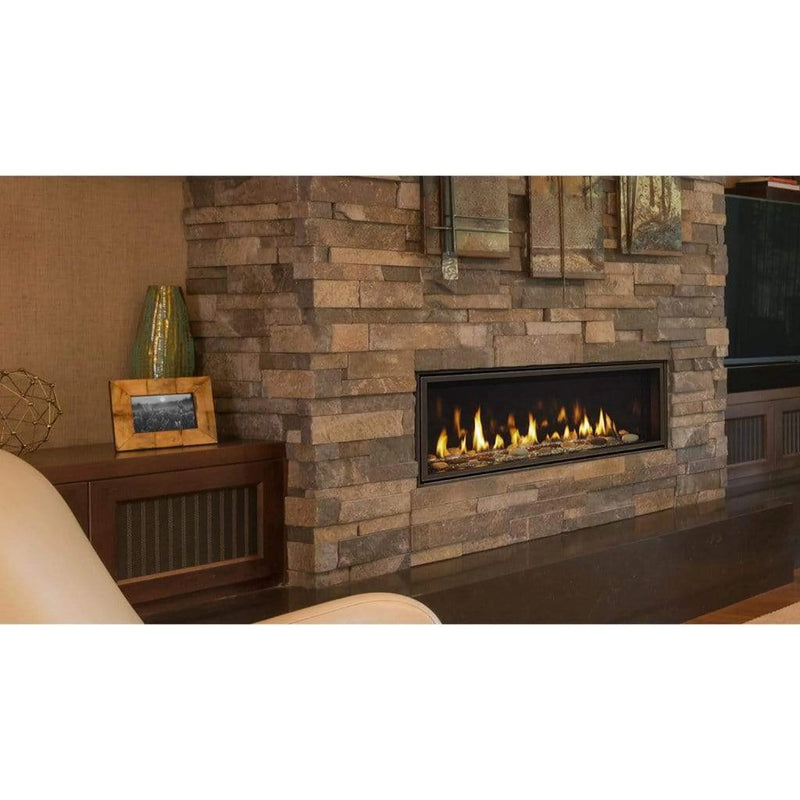 Load image into Gallery viewer, Majestic Echelon II 60-inch linear contemporary direct vent natural gas fireplace with IntelliFire Touch ignition system
