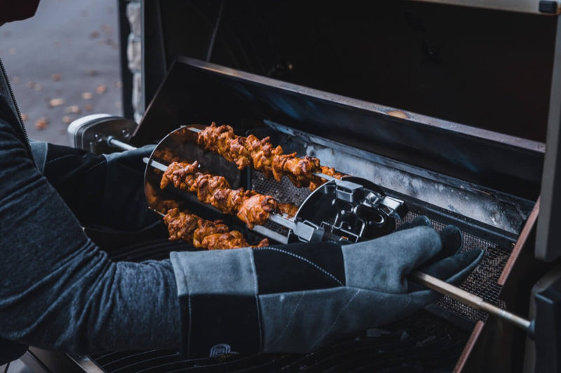 Load image into Gallery viewer, Napoleon Rotisserie Shish Kebab Skewer Set with 6 chrome skewers and 2 rotisserie plates
