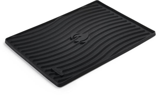 Heat resistant silicone protective mat with Napoleon WAVE™ pattern on grill side shelf